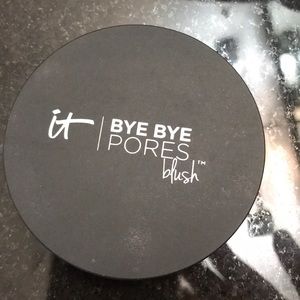 Brand new IT cosmetics bye bye pores blush